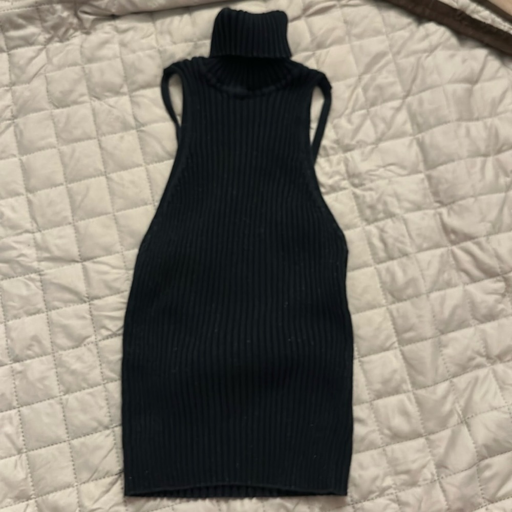 WOMENS EXPRESS OPEN BACK TURTLE NECK VINTAGE SIZE M SUPER STRETCHY